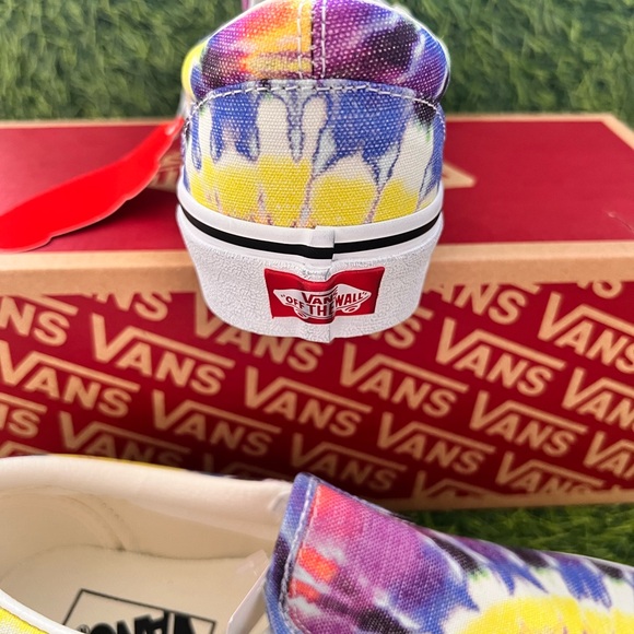 VANS WASHED CLASSIC SLIP ON TIE DYE - Picture 3 of 9